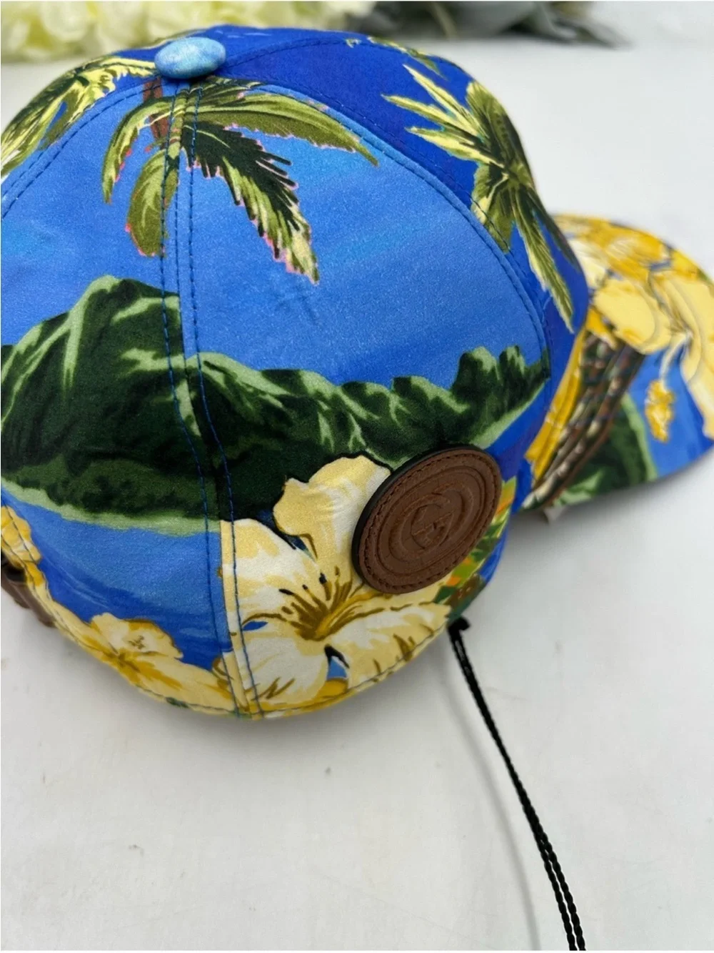 Unisex, Gucci, Hawaiian print baseball cap size small adjustable made in Italy